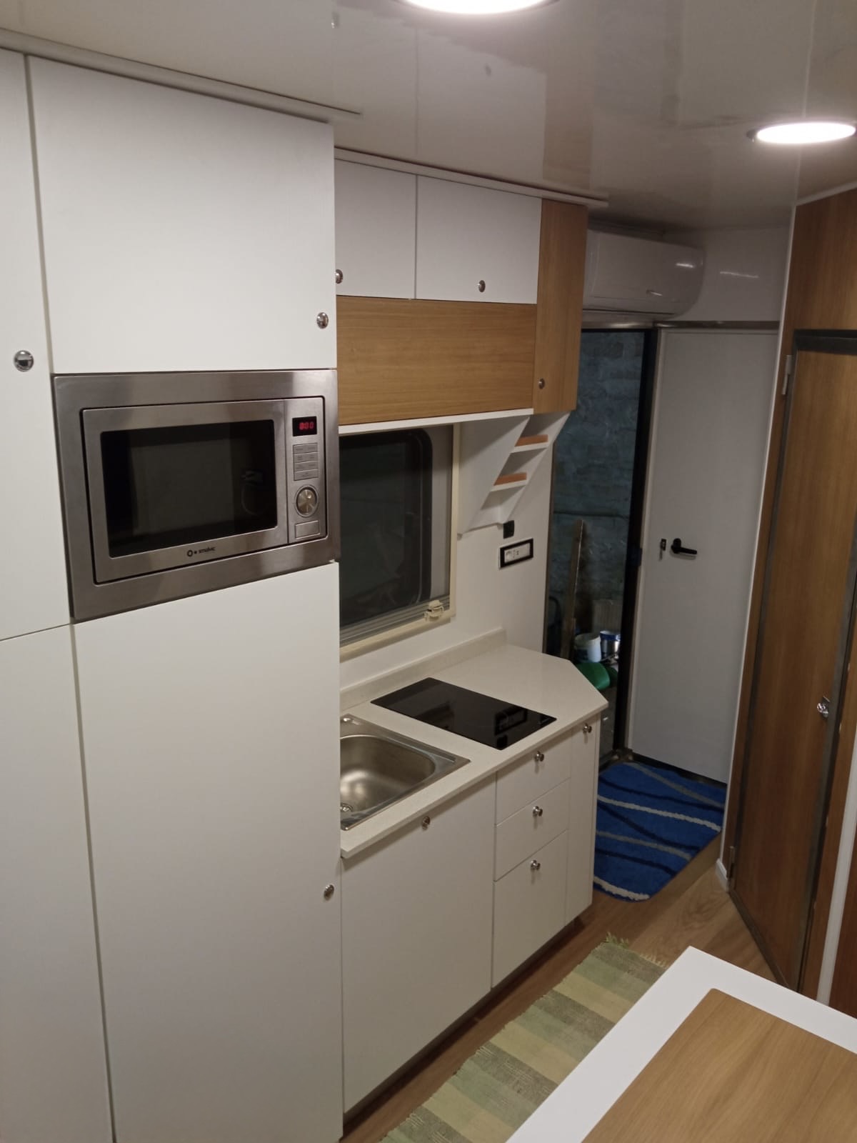 Camion trasporto cavalli usato IVECO EUROCARGO - HORSE MOVE