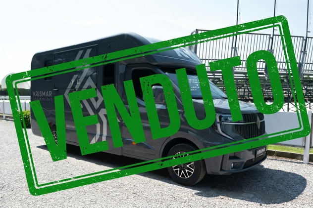 PRONTA CONSEGNA - Krismar Renault Master Stalloni Doppia Cabina - Horse Move: la piattaforma per il trasporto cavalli. Noleggia mezzi, trova trasportatori. Confronta prezzi, leggi feedback, paga sicuro.